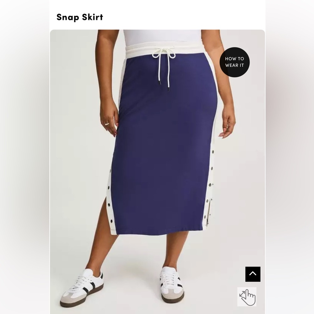 torrid Navy Pencil Snap Skirt with White Trim
